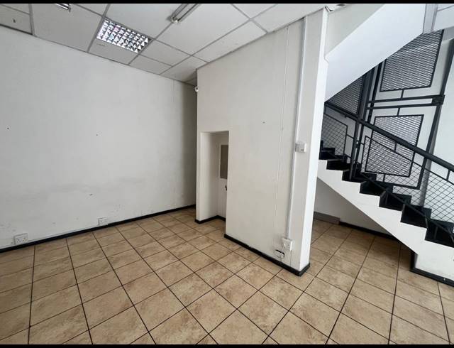 154M² BUSINESS TO LET IN CAPE TOWN CITY CENTRE